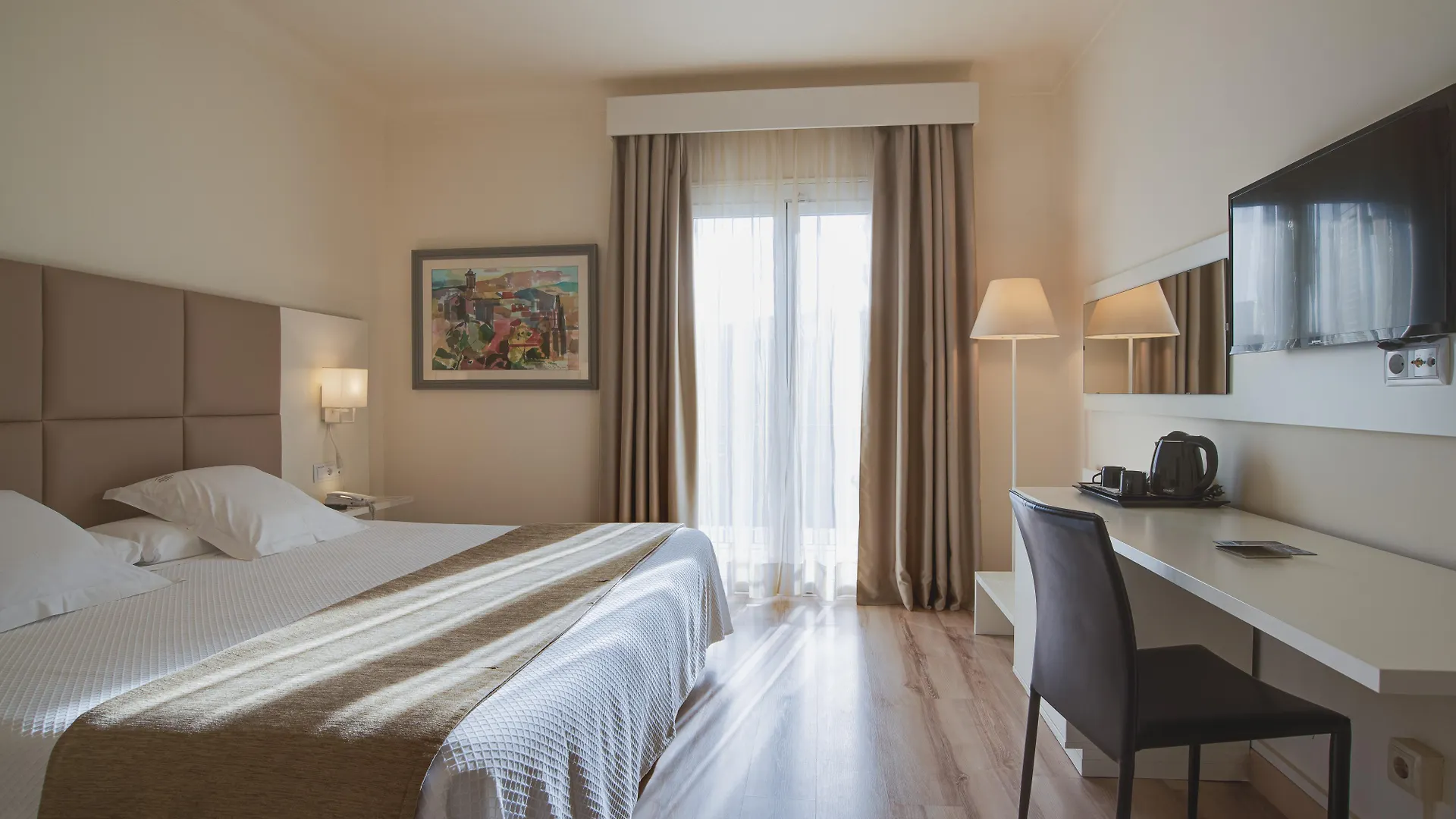 Hotel Pirineos Figueres By Pierre & Vacances فيغيريس