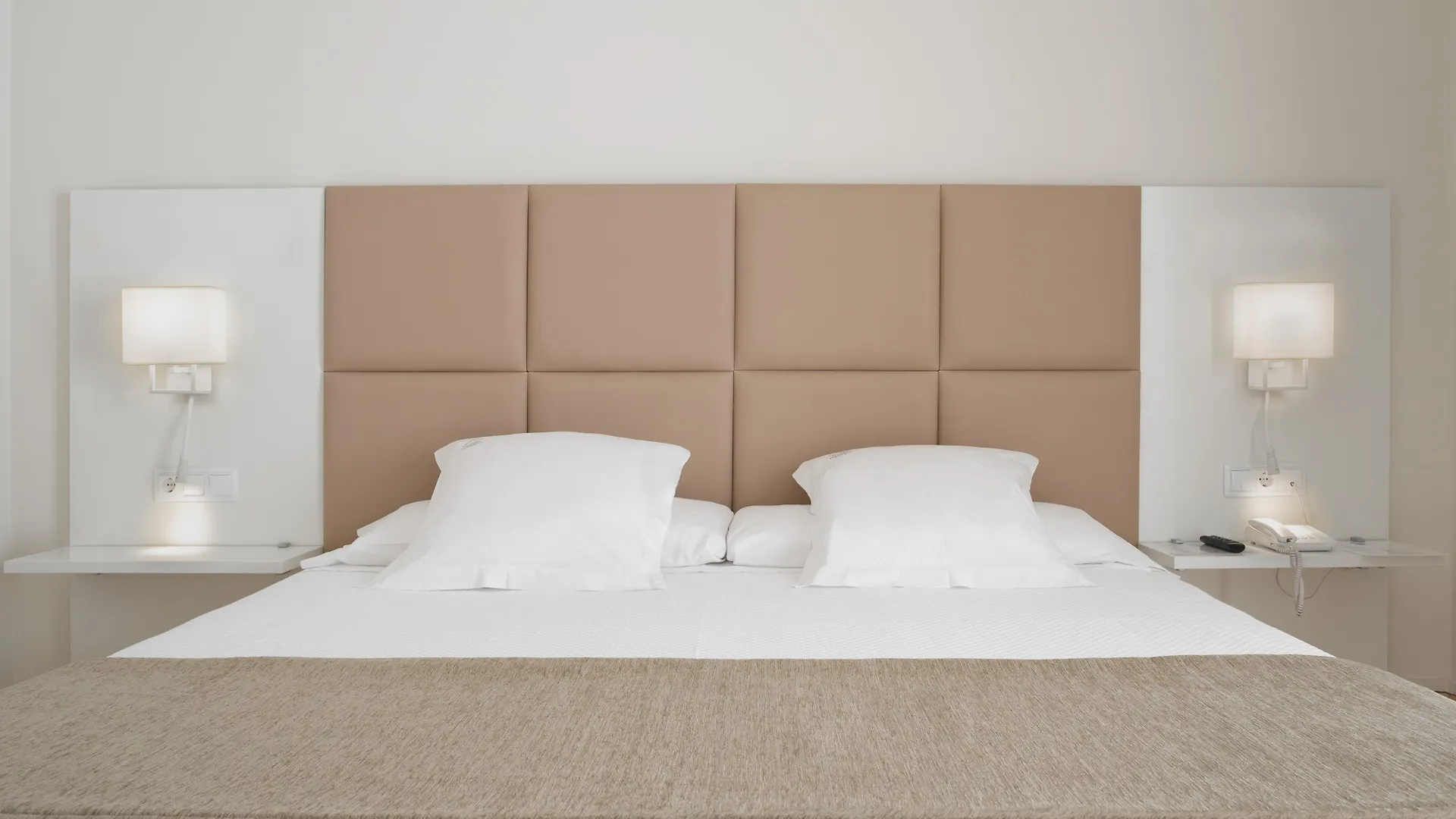 Hotel Pirineos Figueres By Pierre & Vacances 4*, Figueres (Girona) Spanien