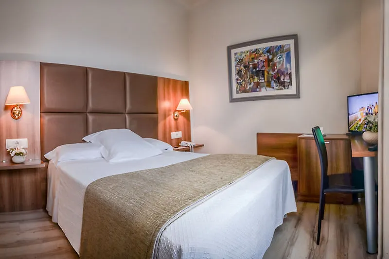 Hotel Pirineos Figueres By Pierre & Vacances