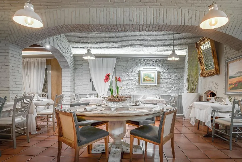 Hotel Pirineos Figueres By Pierre & Vacances  فيغيريس
